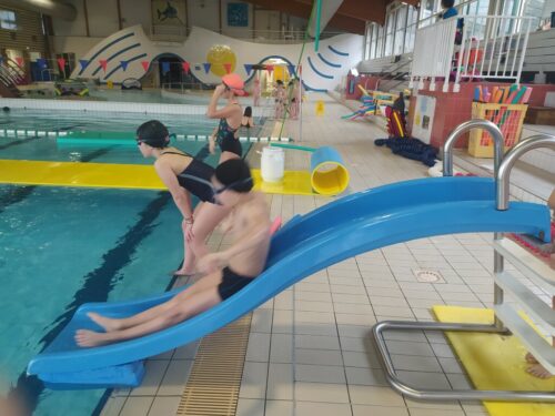 Stage massé piscine